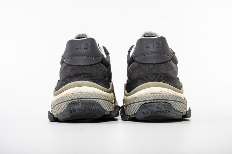 Ba*len*cia*ga triple s 2.0 536737w09011259