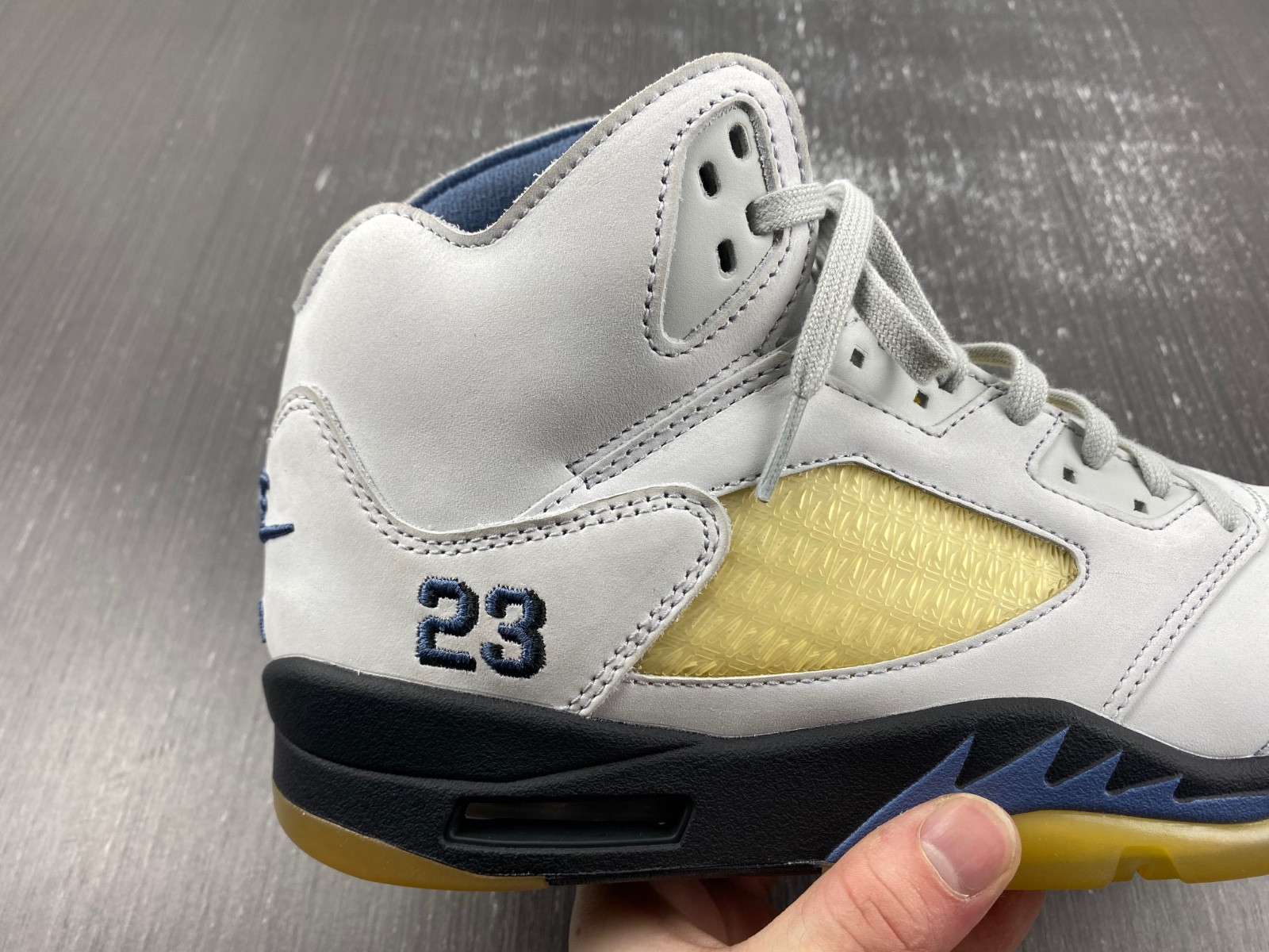 a ma maniere x air jordan 5 “diffused blue x aj5 fz5758-004