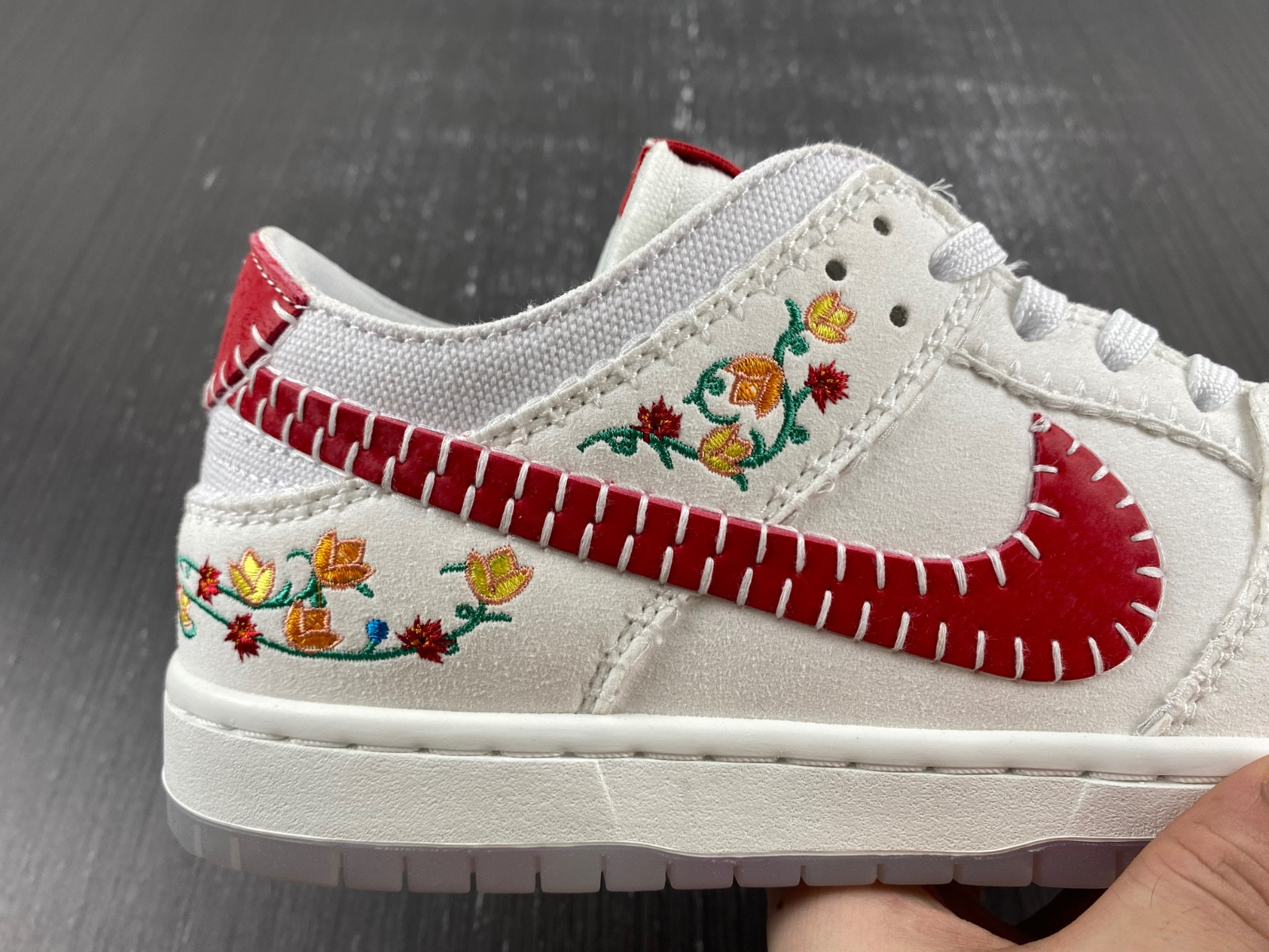 nike sb dunk low decon n7 white red fd6951-700