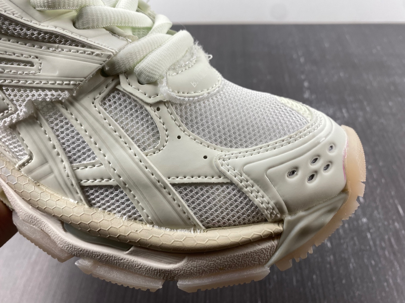 Ba*len*cia*ga runner sneaker