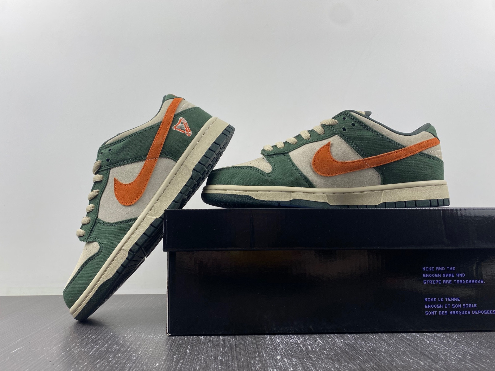 nike sb dunk low eire men