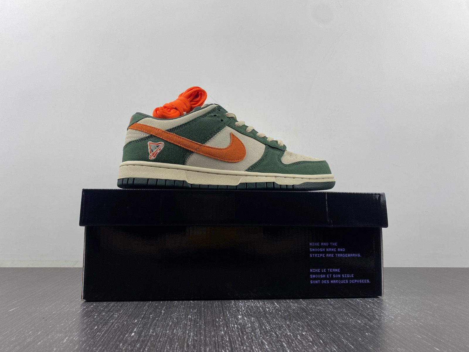 nike sb dunk low eire men