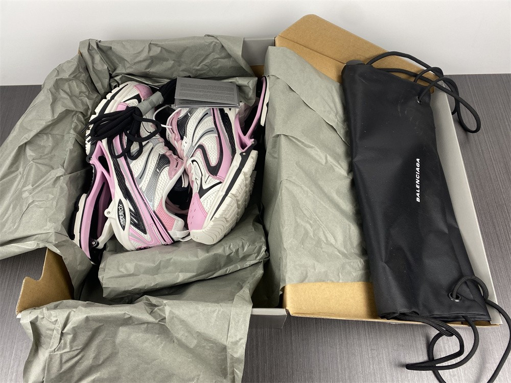 Ba*len*cia*ga x-pander 6.0 white and pink