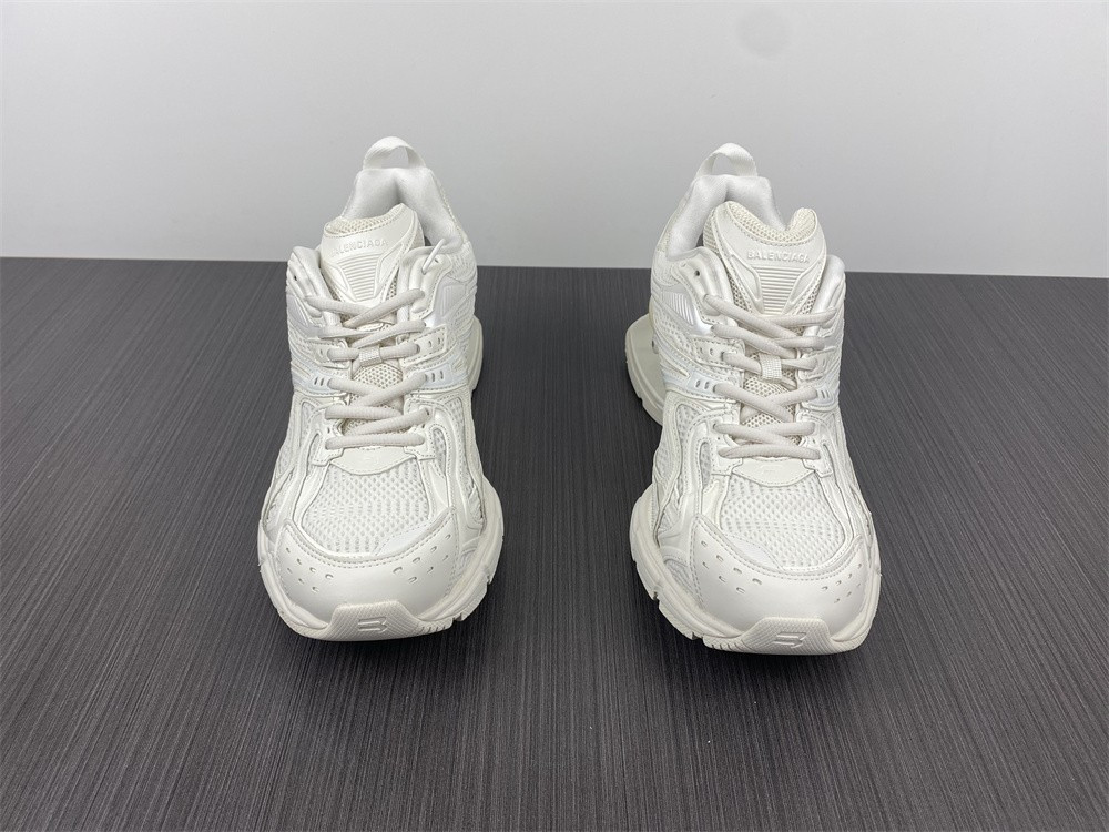 Ba*len*cia*ga x-pander 6.0 white