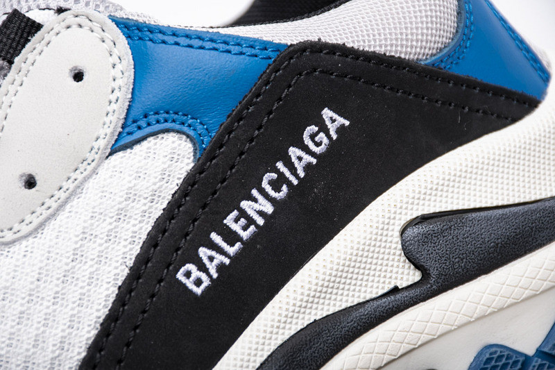 Ba*len*cia*ga triple s 524039 w09oh 7080