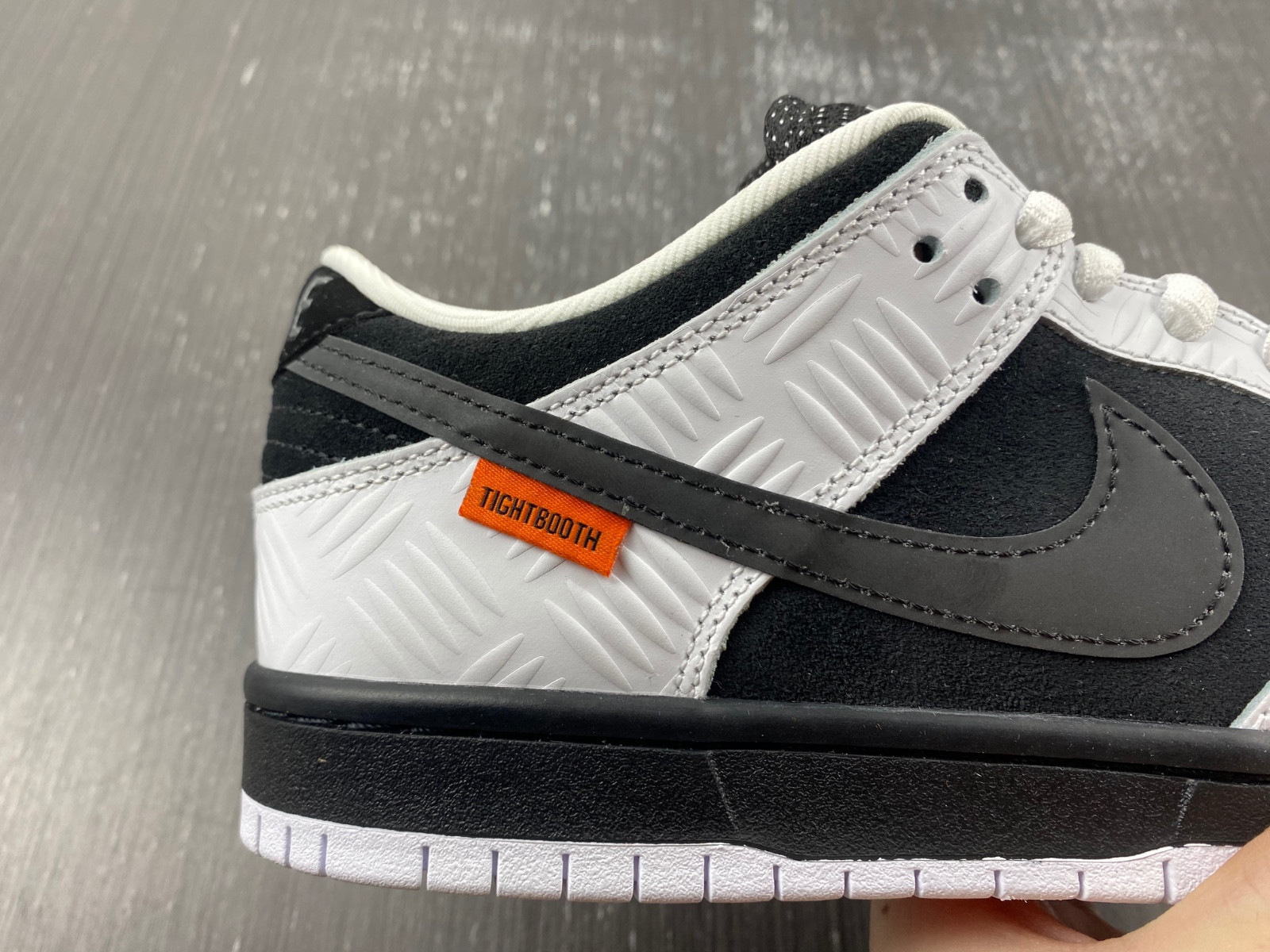 nike sb dunk low tightbooth men
