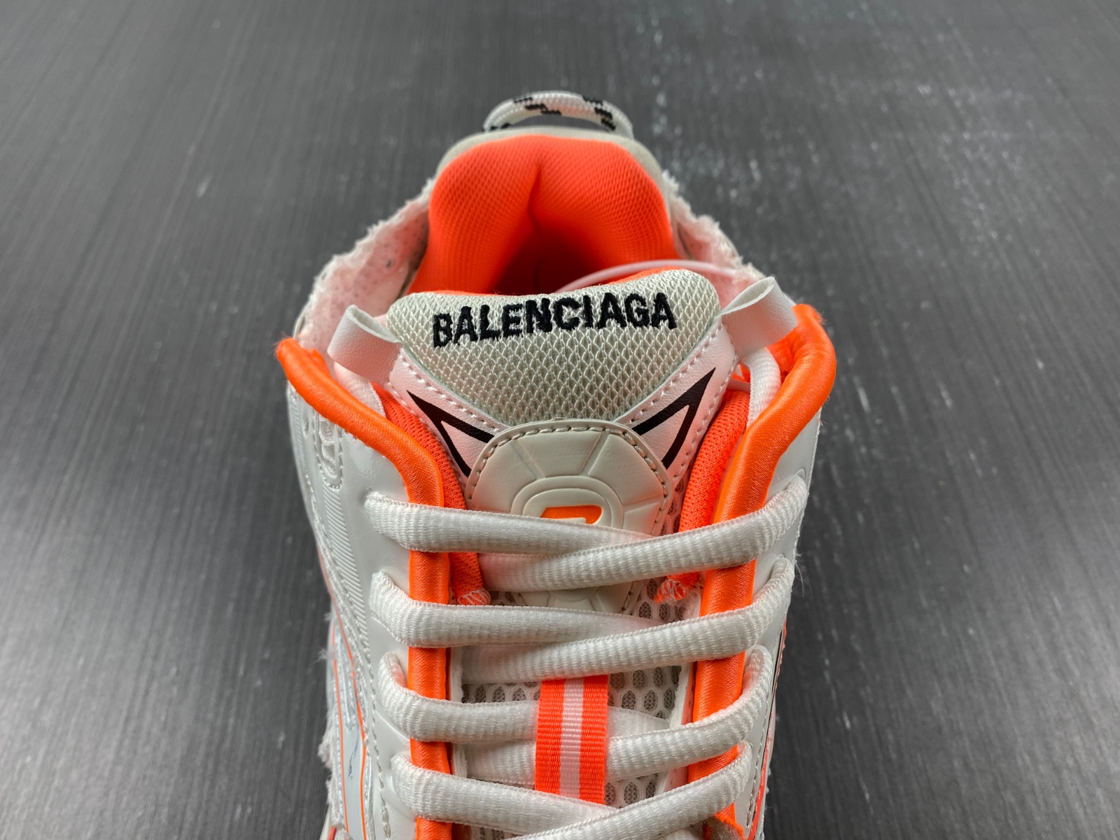 Ba*len*cia*ga runner sneaker 677403w3rbm9770