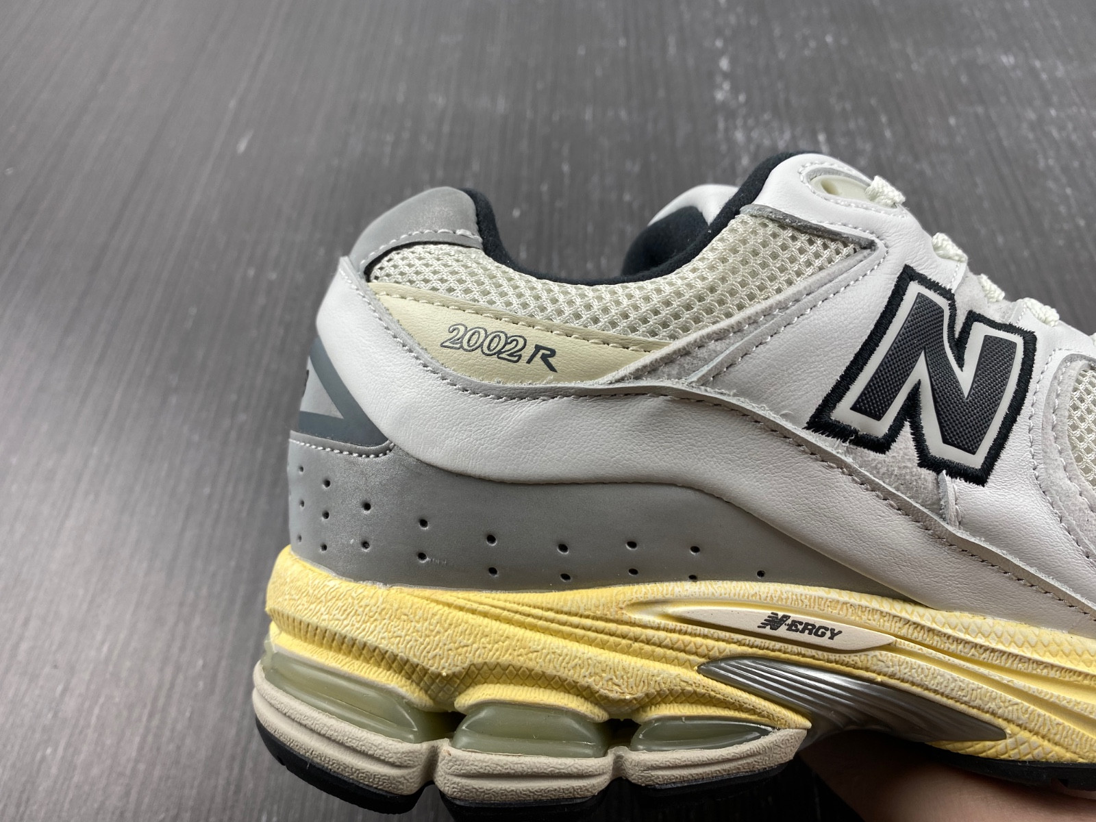 new Ba1an*e 2002r thisisneverthat white - ml2002rt