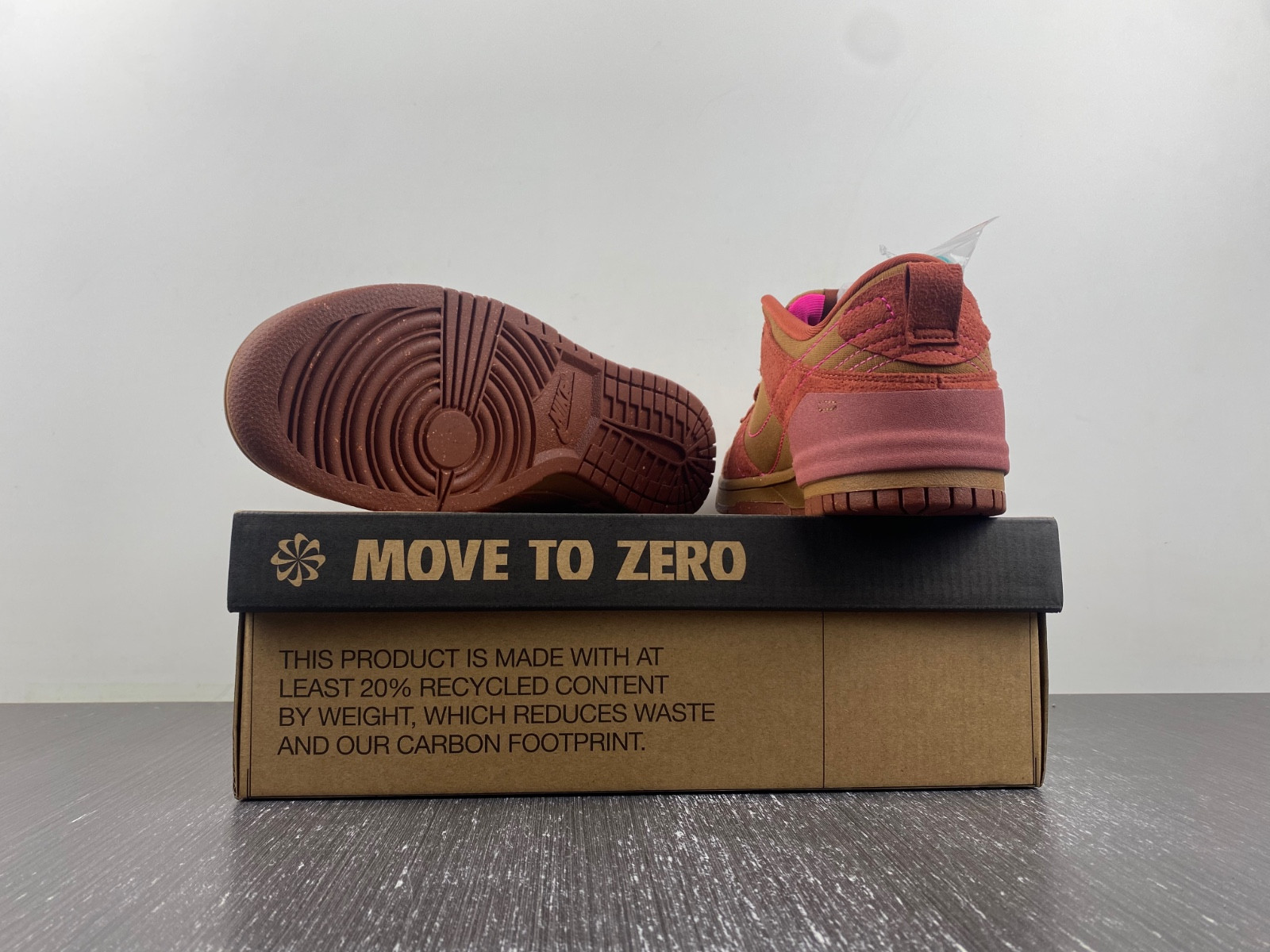 nike dunk low disrupt 2 desert bronze pink prime (w) dh4402-200