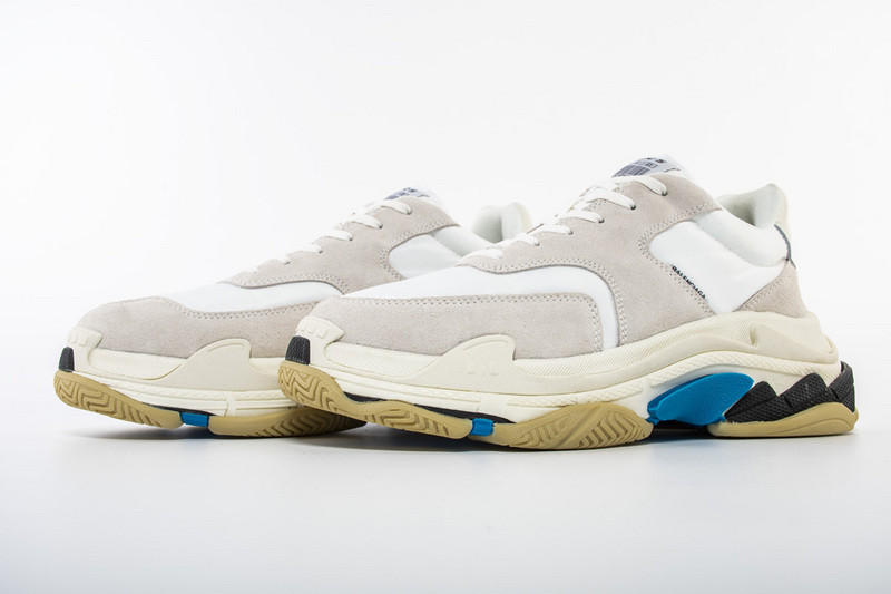 Ba*len*cia*ga triple s trainers white