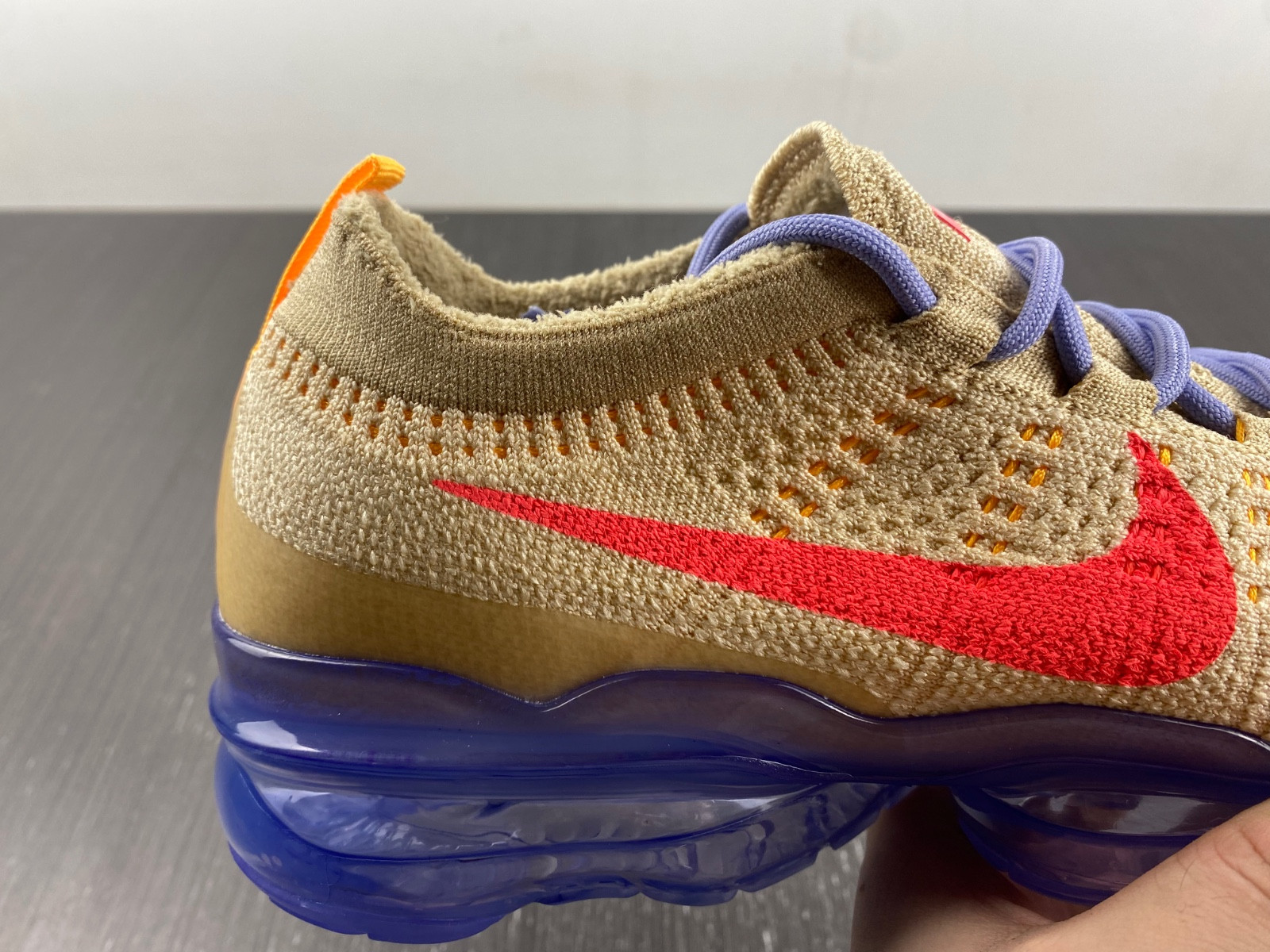 air vapormax 2023 flyknit dv6840-200