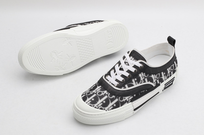 D*or b23 oblique low top sneaker