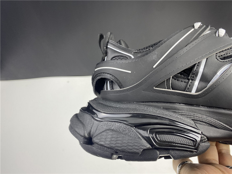 Ba*len*cia*ga track sneaker