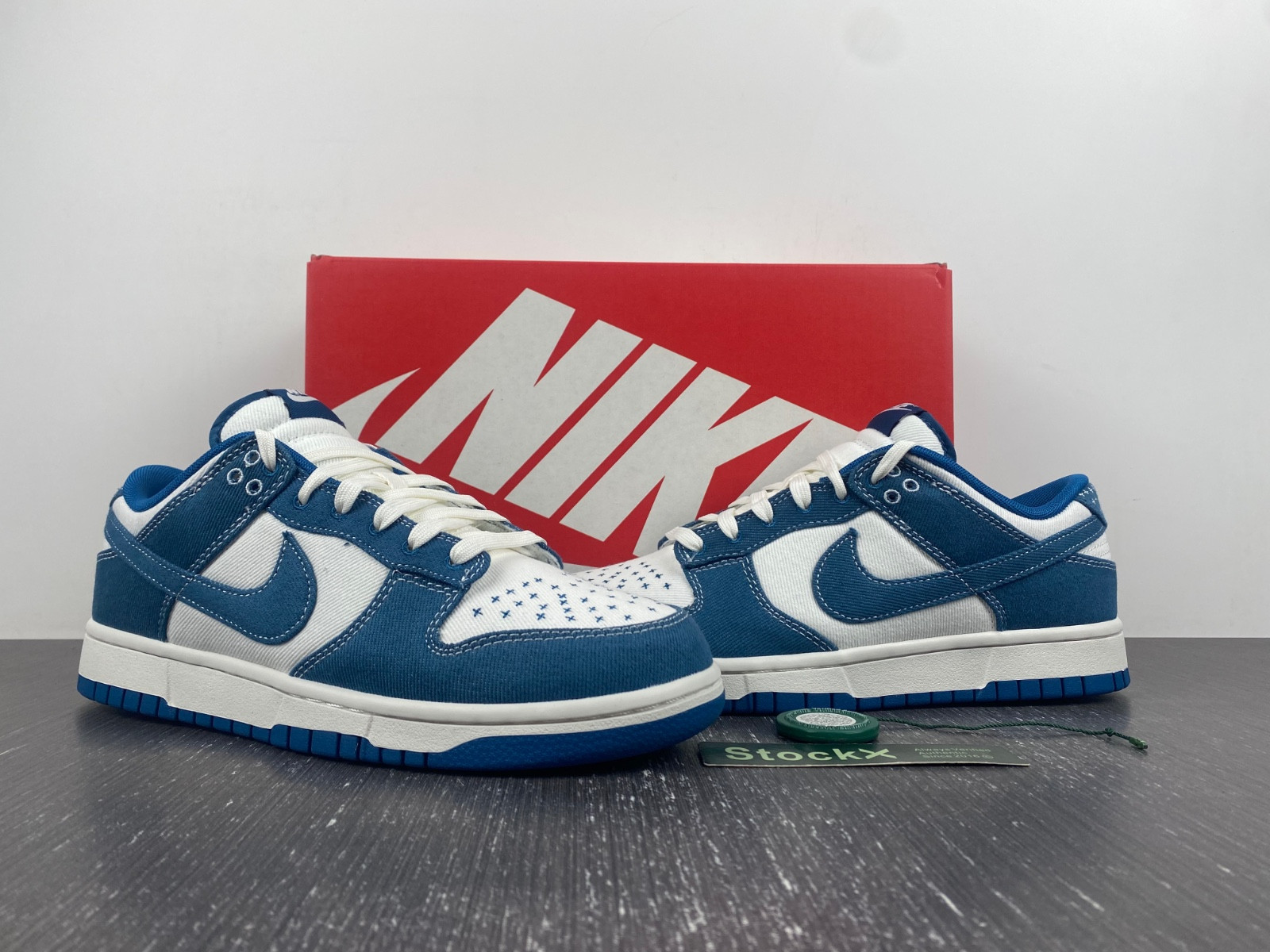 nike dunk low se "industrial blue" dv0834-101