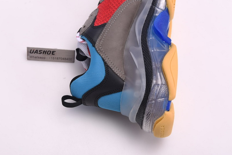 Ba*len*cia*ga triple s