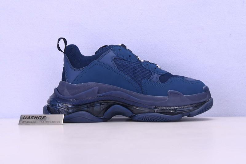 Ba*len*cia*ga triple s