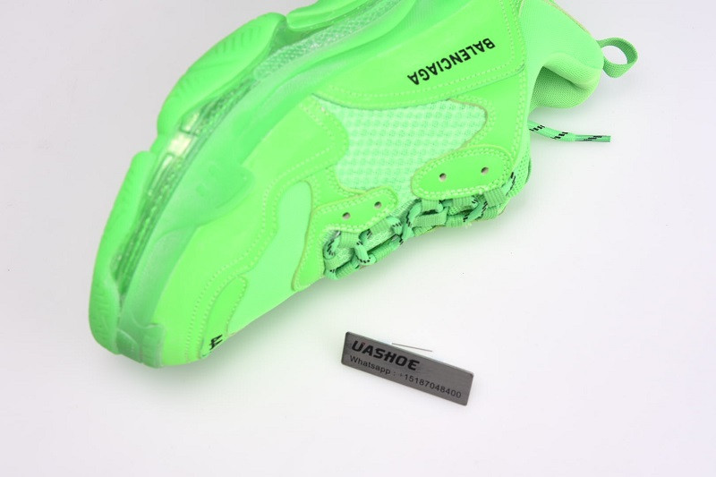 Ba*len*cia*ga triple s neon green 541624-w09ol-3801