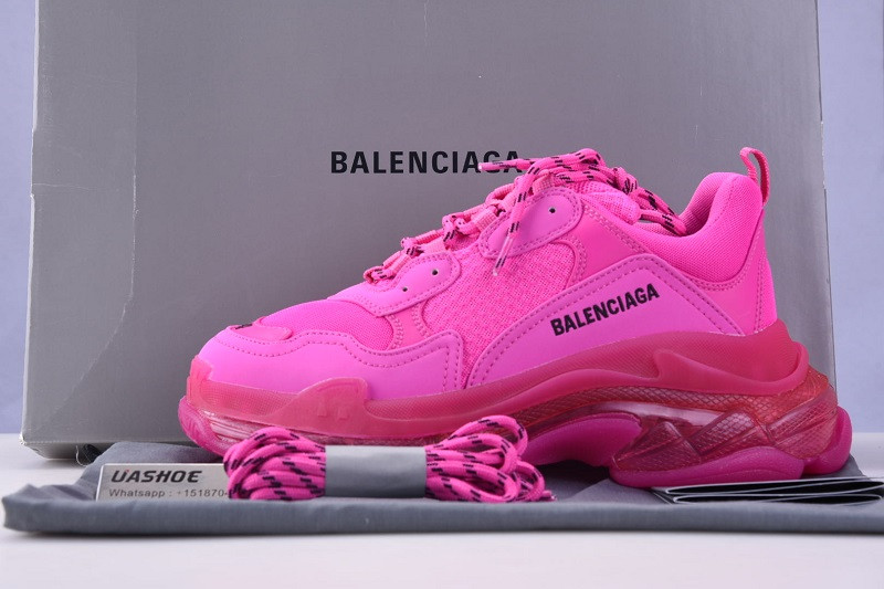 Ba*len*cia*ga triple s