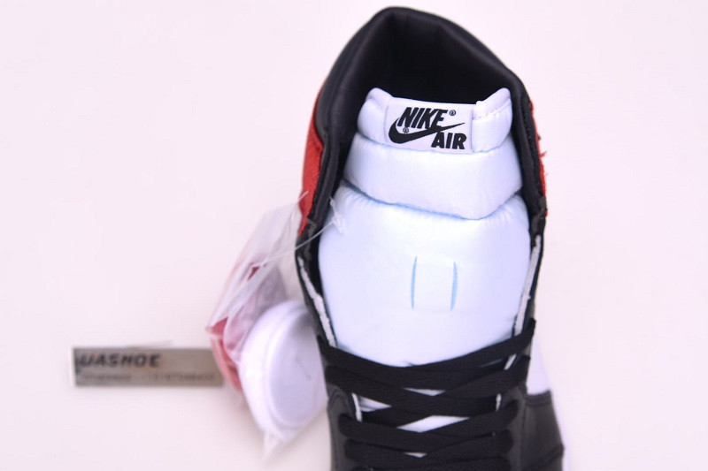 jordan 1 retro high satin black toe cd0461-016