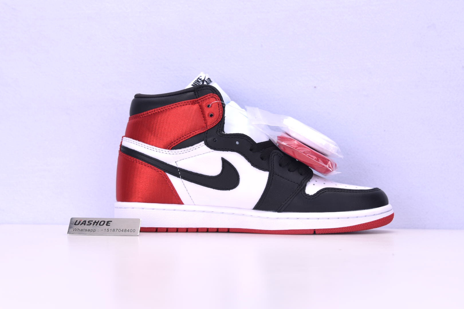 jordan 1 retro high satin black toe cd0461-016