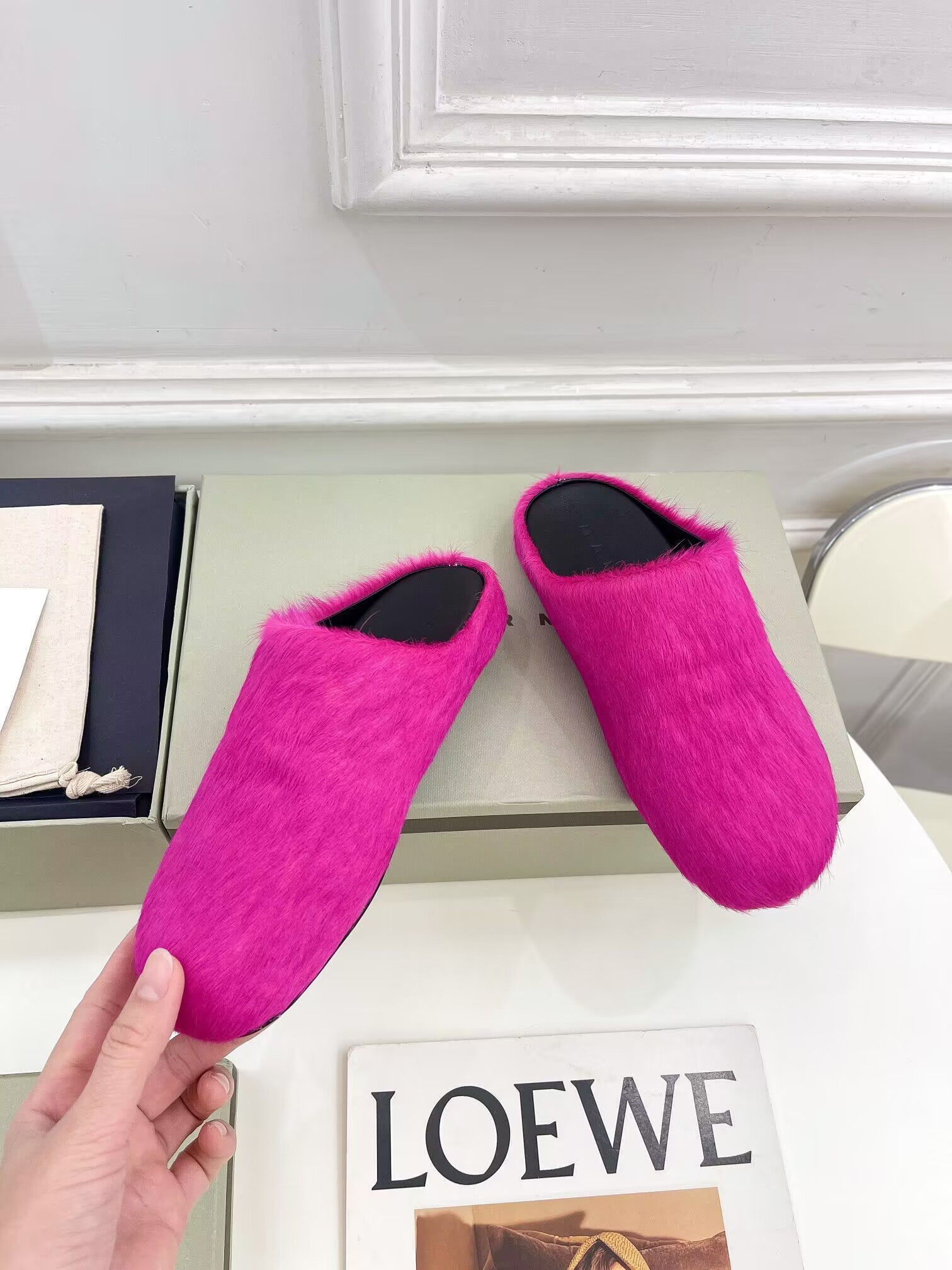 Ma*n1 pink fussbett sabot loafers