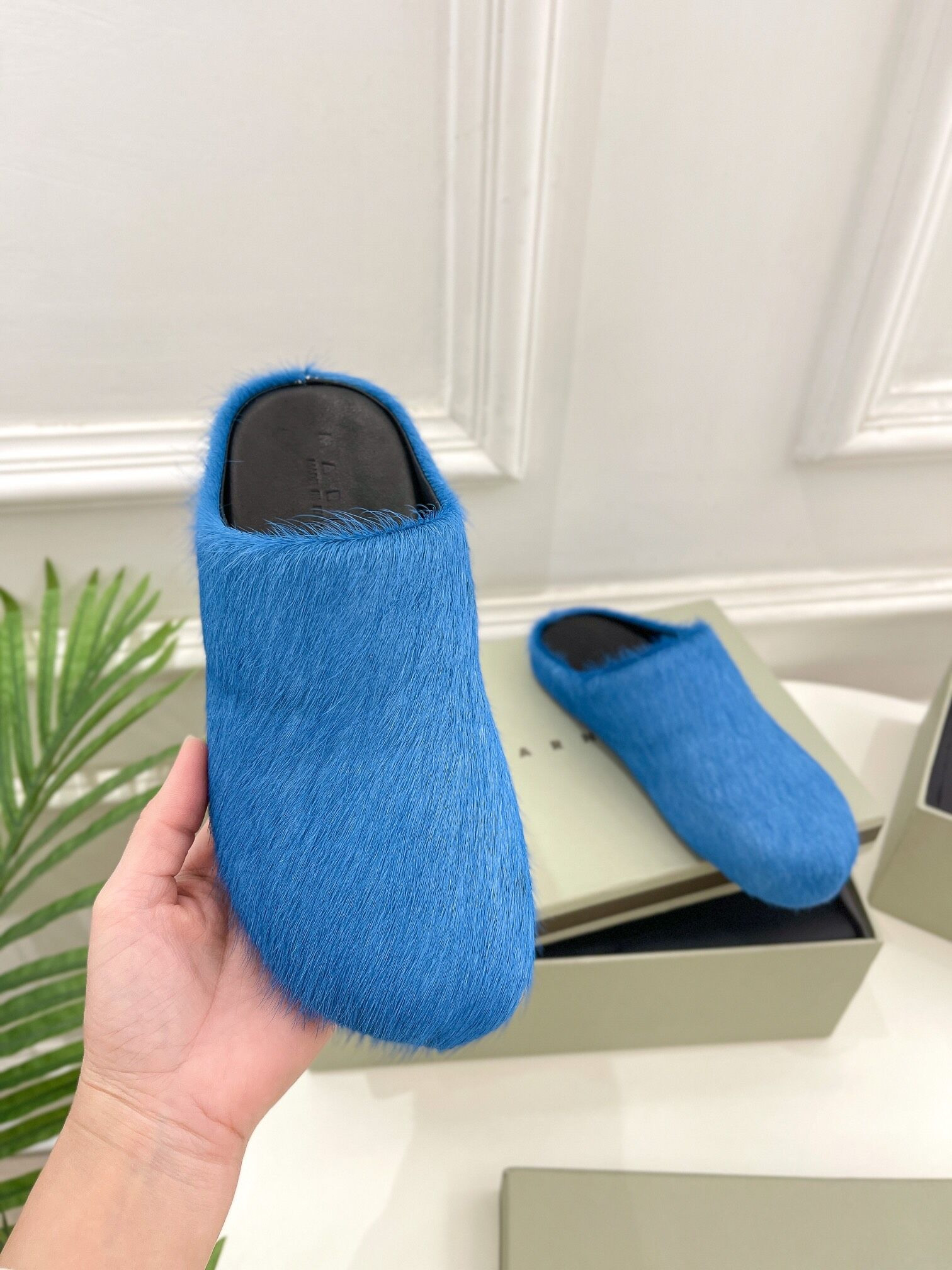 Ma*n1 blue fussbett sabot loafers