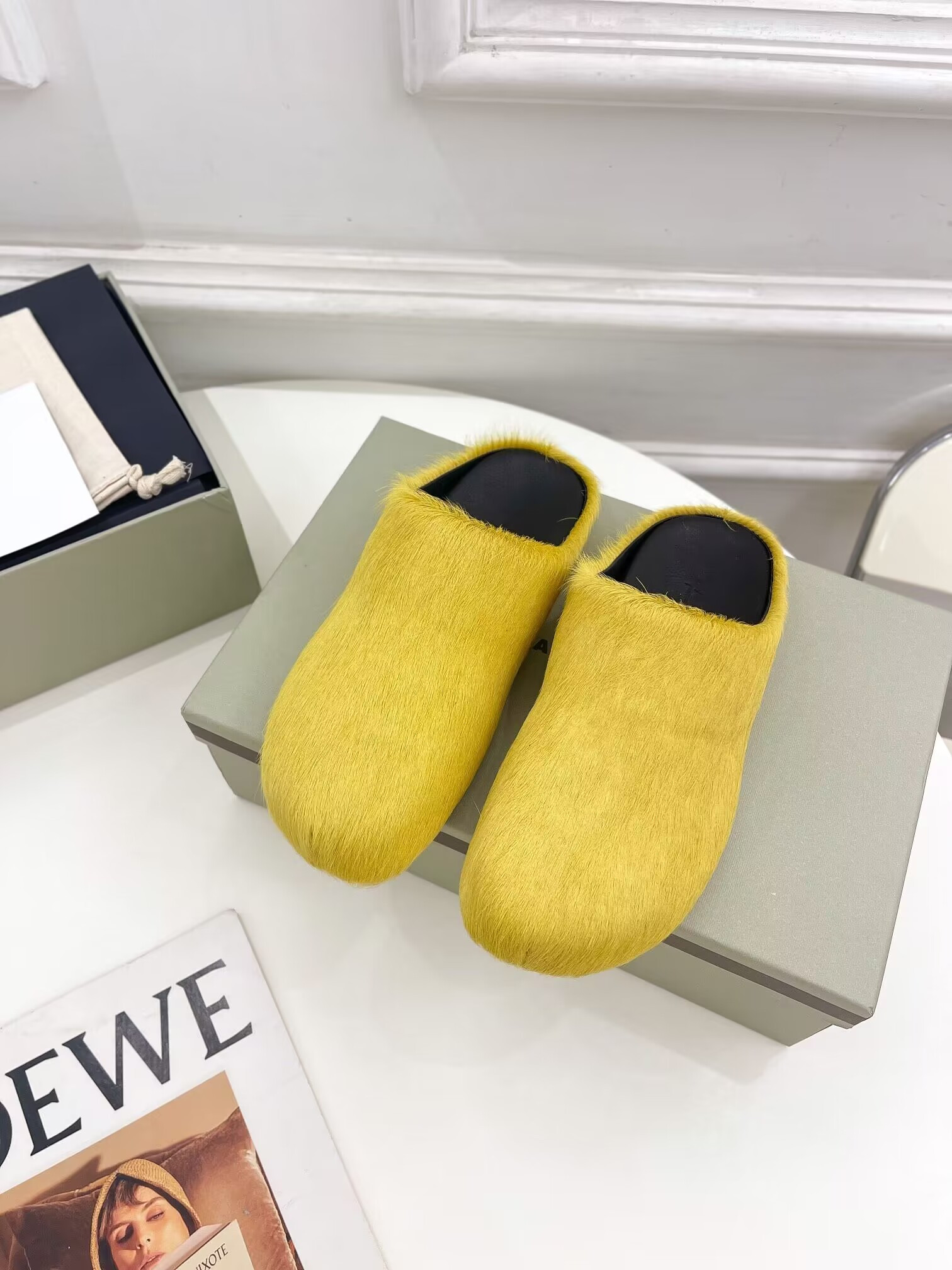 Ma*n1 yellow fussbett sabot loafers
