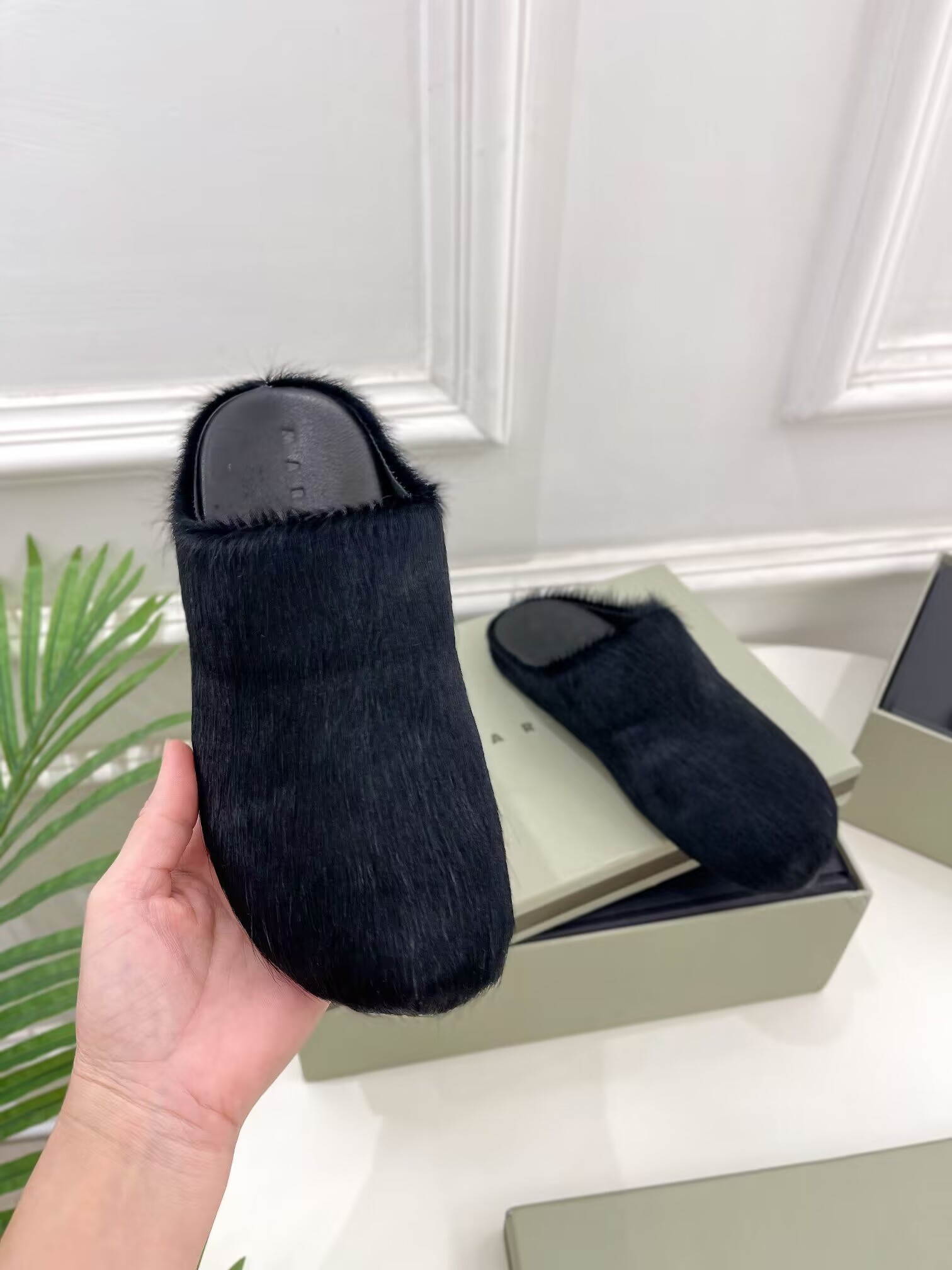 Ma*n1 black fussbett sabot loafers