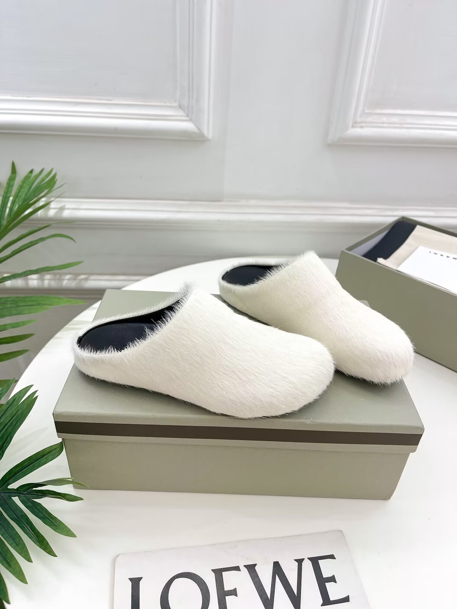 Ma*n1 white fussbett sabot loafers
