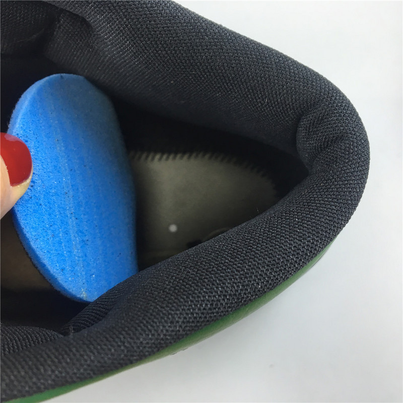 jordan 1 mid green toe 554724-067