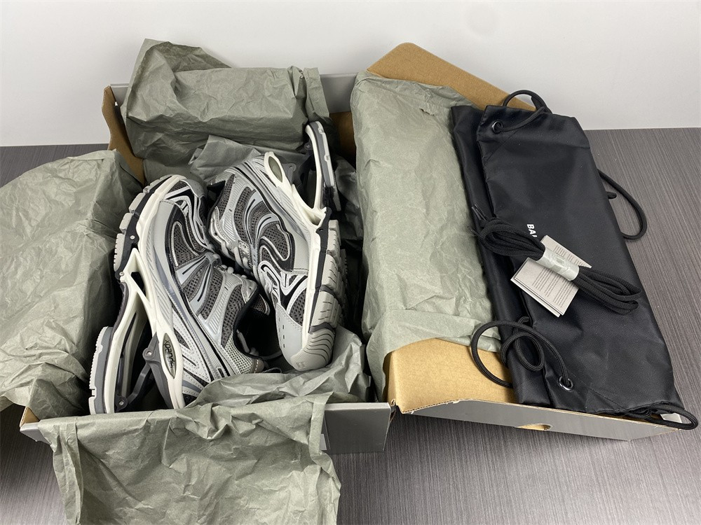 Ba*len*cia*ga x-pander 6.0 grey