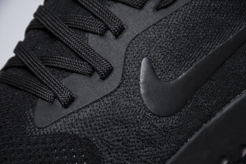 nike epic react flyknit black racer blue aq0067-004