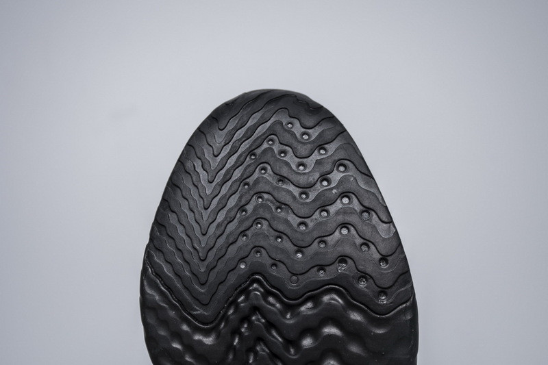 nike epic react flyknit black racer blue aq0067-004