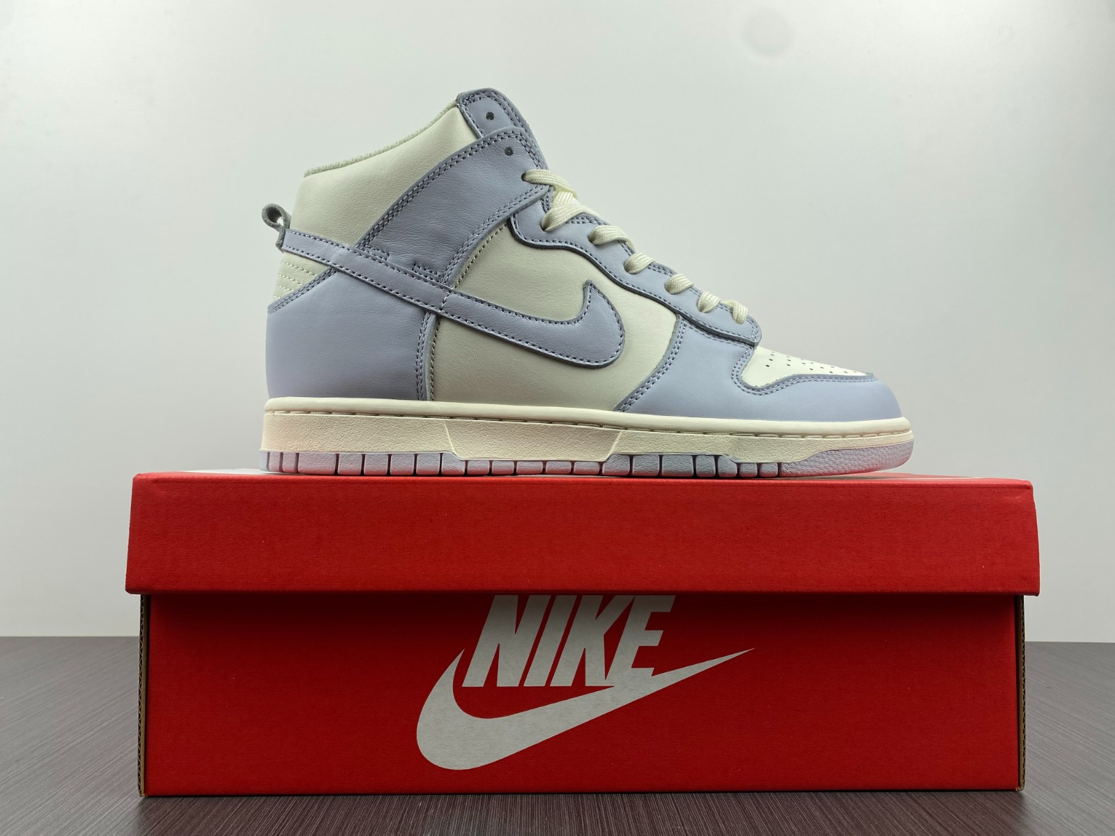 nike dunk high sail football grey (w) - dd1869-102