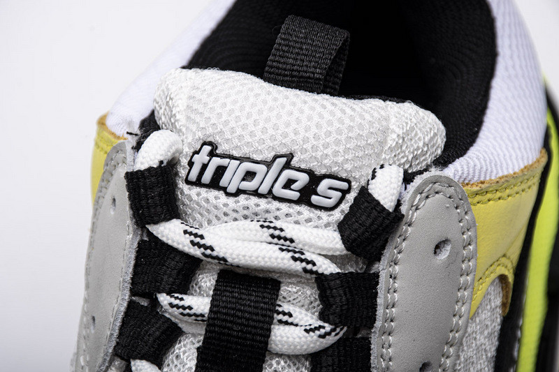 Ba*len*cia*ga triple s 512178w09t19000