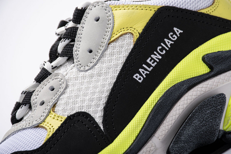 Ba*len*cia*ga triple s 512178w09t19000