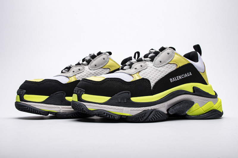 Ba*len*cia*ga triple s 512178w09t19000