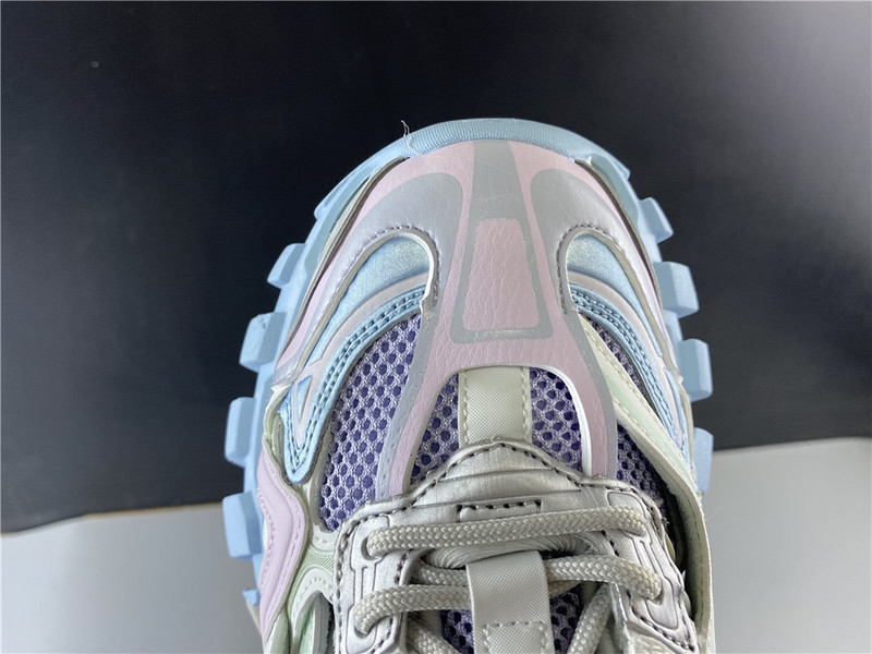 Ba*len*cia*ga track 2