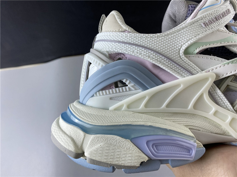 Ba*len*cia*ga track 2