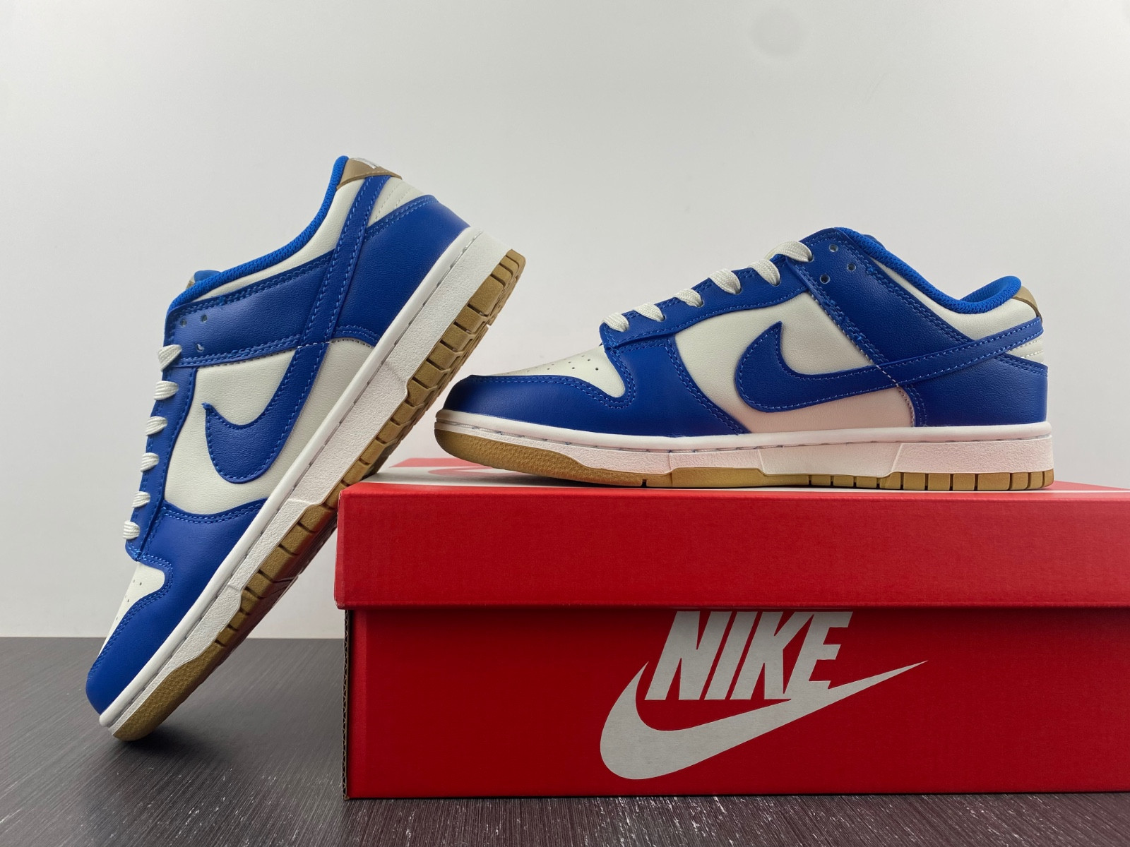 nike dunk low royal blue gold fb7173-141