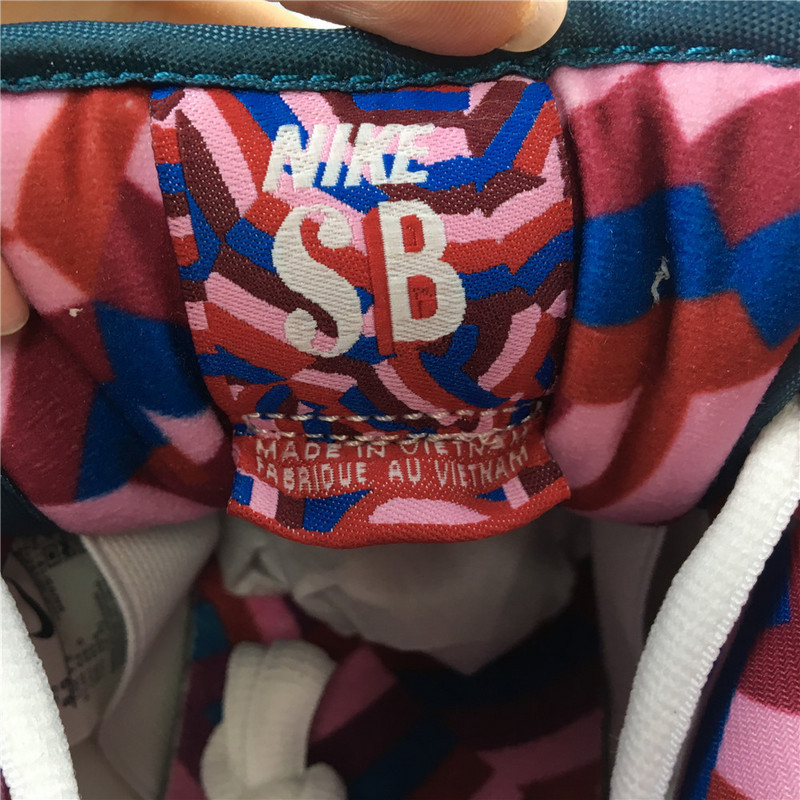 nike sb dunk low cn4507-105