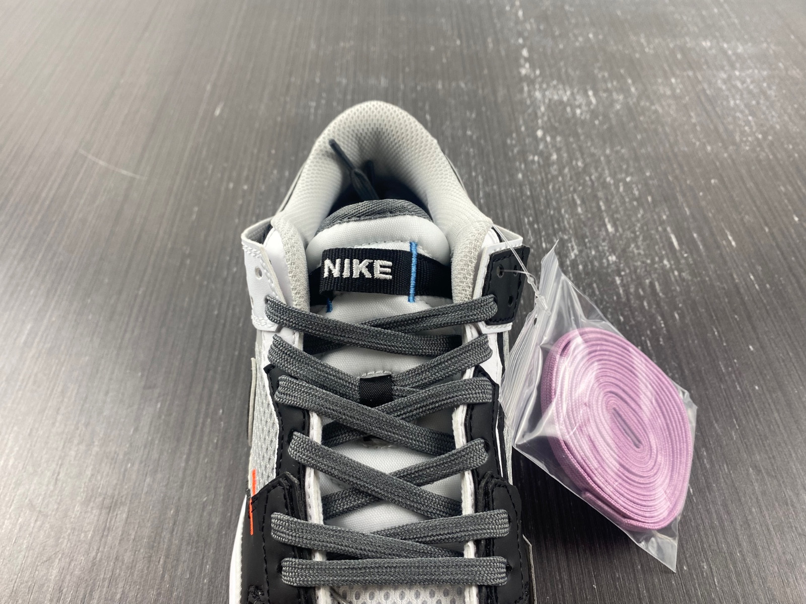 nike dunk low scrap black neutral grey university blue dn5381-001