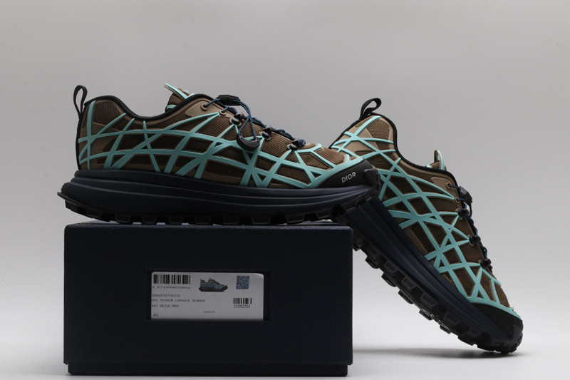 D*or b31 runner sneaker