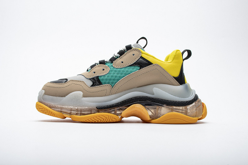 Ba*len*cia*ga triple s