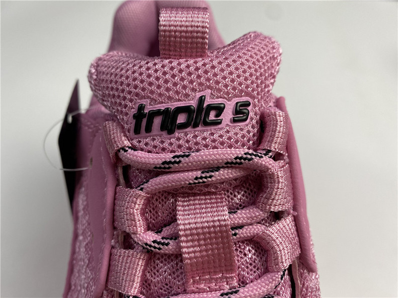 Ba*len*cia*ga triple s