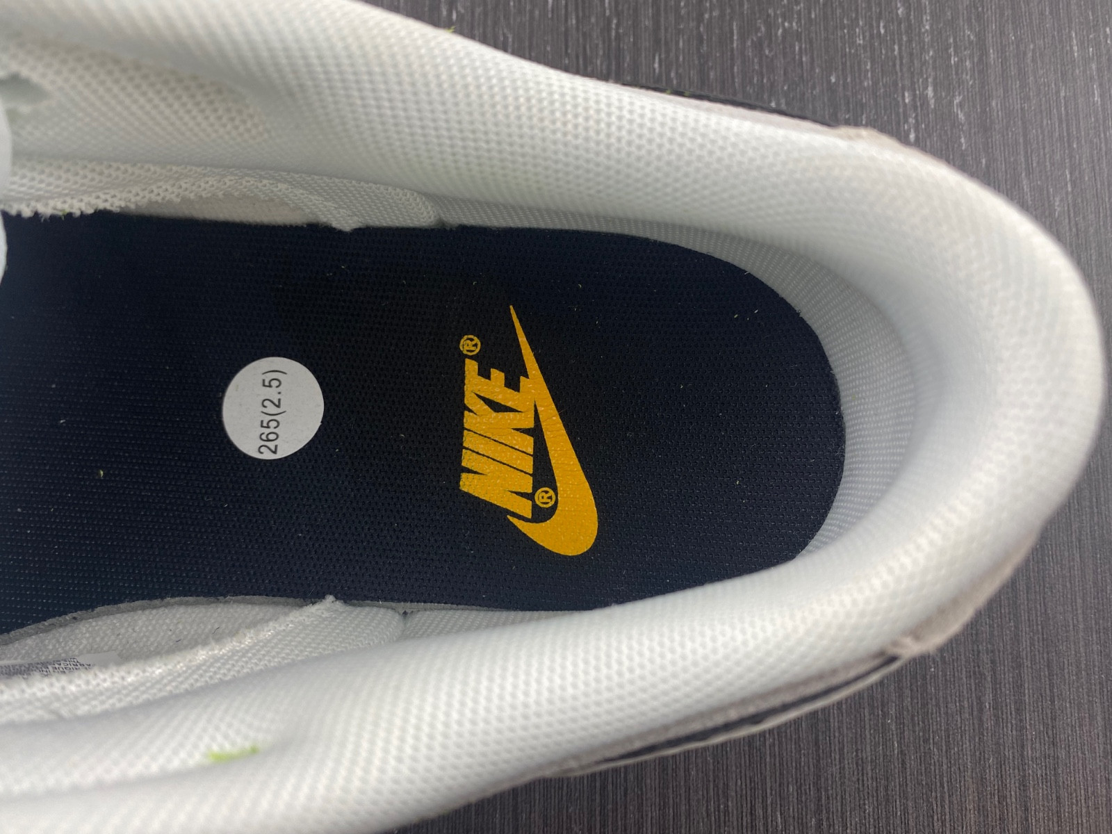 nike dunk low se 85 do9457-1000