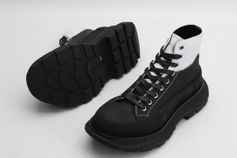 alex mcq tread slick boot in white & black
