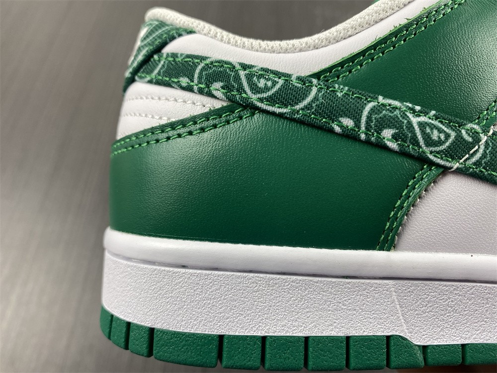 nike dunk low essential paisley pack green (w) dh4401-102