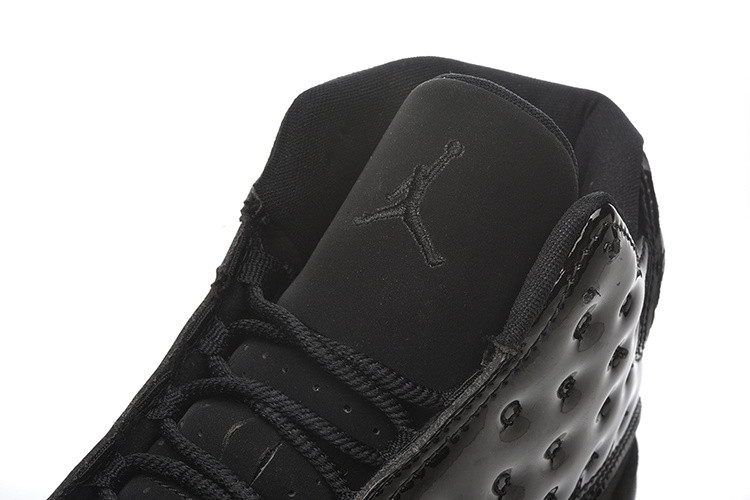 air jordan 13 cap and gown 414571-012