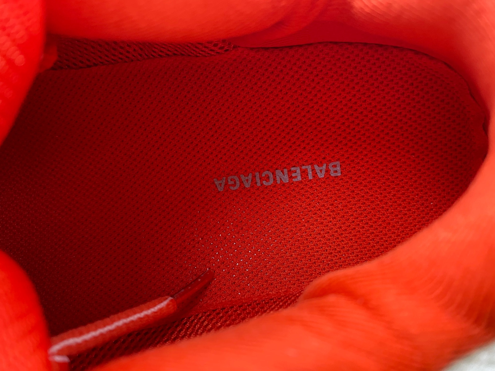 Ba*len*cia*ga track trainers